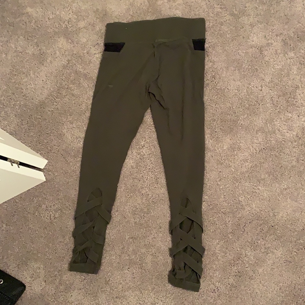 Pinks- Victoria Secret leggings - Picture 2 of 2